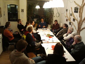 Voll besetzte Reihen bei unserer Mitgliederversammlung in den Räumen von "Obdach e.V."