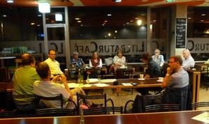 Zum narrisch werden: Während unserer Diskussion besiegte Deutschland Österreich in Wien mit 2:1 Toren